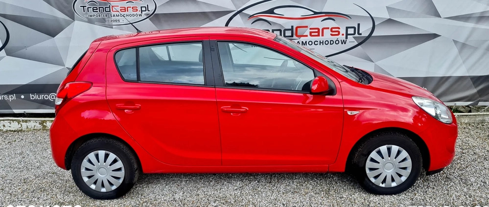 Hyundai i20 cena 19990 przebieg: 154000, rok produkcji 2012 z Wałbrzych małe 407